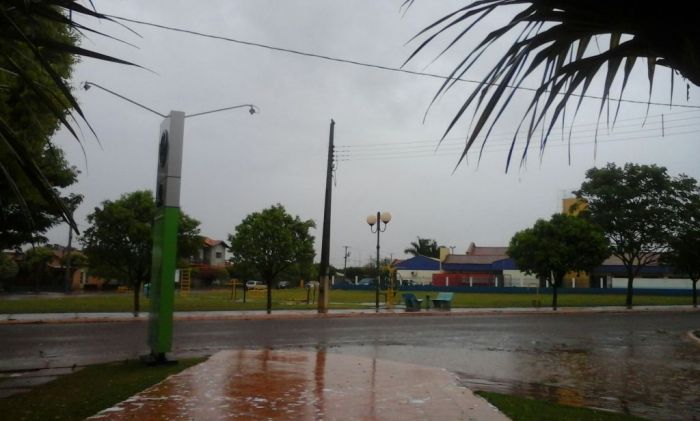 Imagem do dia - Chuva forte em Laguna Carapã (MS), enviado por Antônio Rodrigues Neto